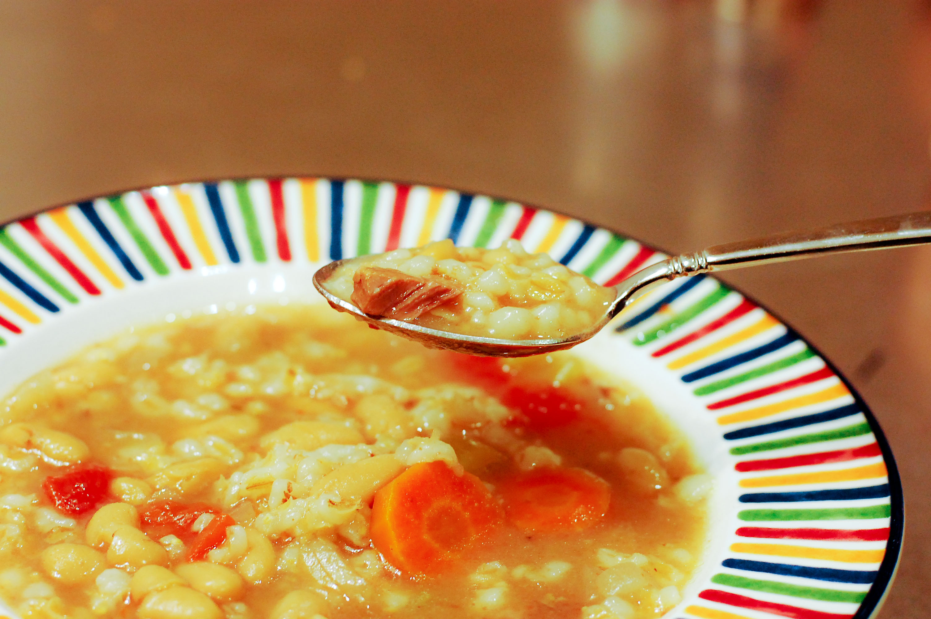 Slow Cooker White Kidney Bean and Barley Soup Recipe