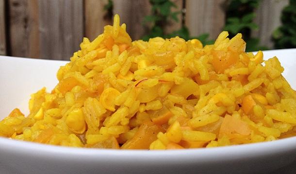 yellow rice recipe | YummyMummyClub.ca 
