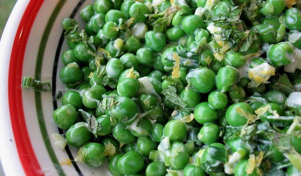 Peas with Lemon, Mint, and Scallions Recipe